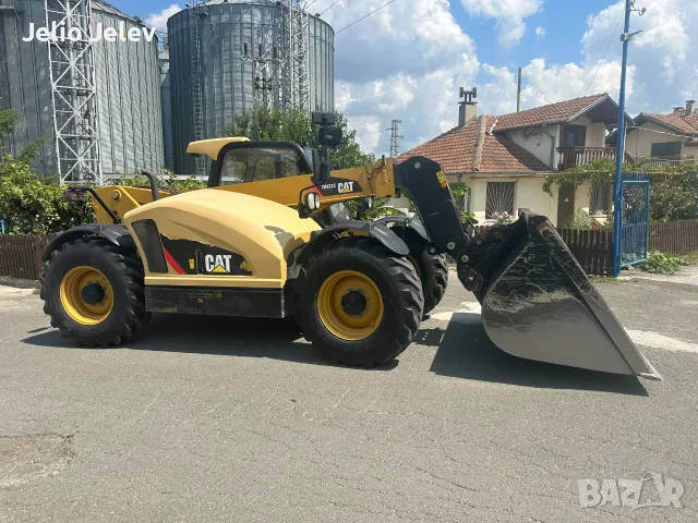 Телескопичен товарач Caterpillar TH337C, снимка 17 - Селскостопанска техника - 55672557