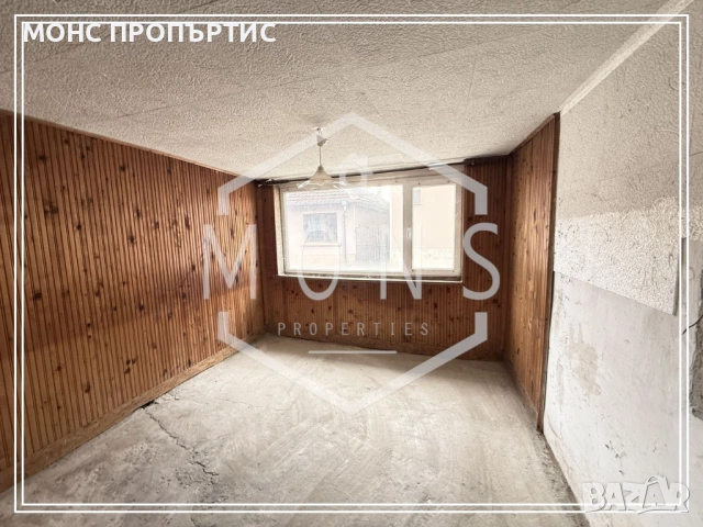 Многофамилен имот с две къщи и самостоятелна трета сграда в гр. Севлиево, обл. Габрово., снимка 11 - Къщи - 54055368