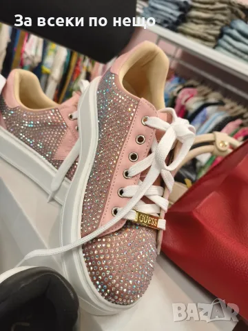 Guess Дамски Маратонки С Кристали👟Дамски Спортни Обувки С Камъни Гес - 2 Налични Цвята Код A1591