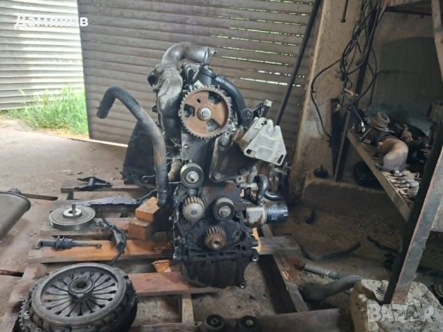 Двигател за Peugeot 406 2.0HDI 110 к.с., снимка 2 - Части - 54651960