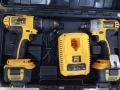 Комплект винтоверт ударен гайковерт зарядно и батерии DeWalt, снимка 1