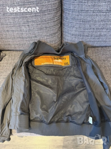 Мъжко яке тип ветровка Men’s Superdry Windbreaker Jacket – XXL черно и оранжево, снимка 3 - Якета - 54325284
