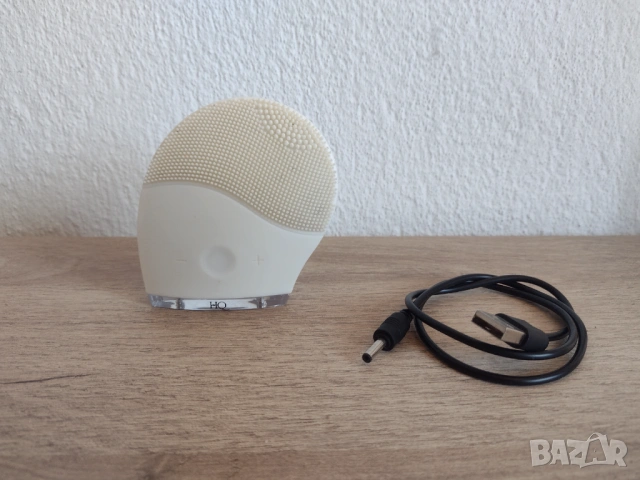 2 броя ексфолиращи четки за лице 