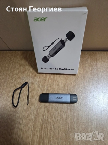 Acer 2-в-1 четец за SD карти. 