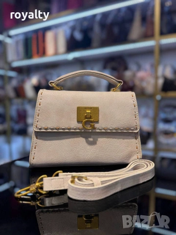 Guess Нова Кожена Дамска Чанта Различни Цветове , снимка 5 - Чанти - 55288953