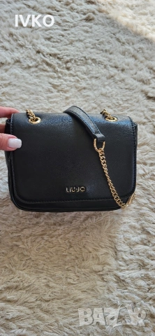 Liu Jo cross body чанта, снимка 2 - Чанти - 54515720