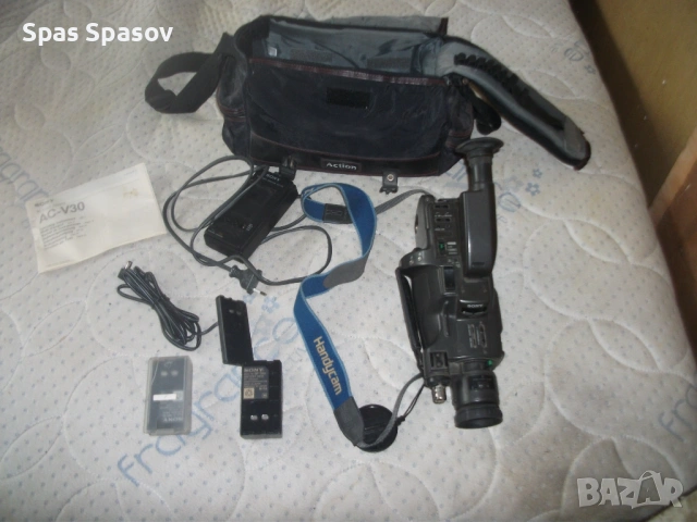 2 камери SONY Hi 8 за части или ремонт, снимка 5 - Камери - 54477043