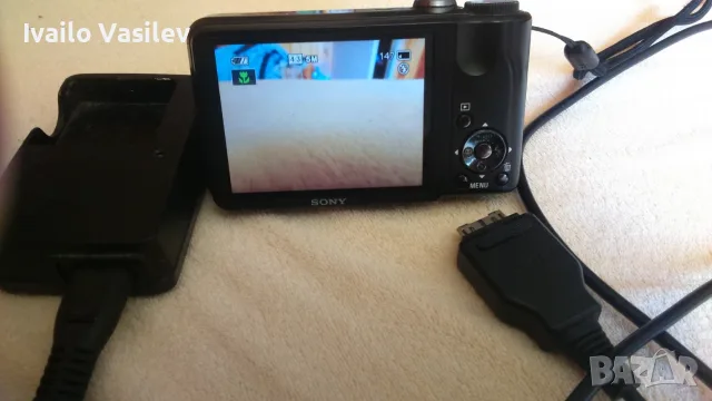 Sony Cyber-Shot DSC H55, снимка 2 - Фотоапарати - 55557209