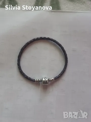 Гривна Pandora кожа и сребро