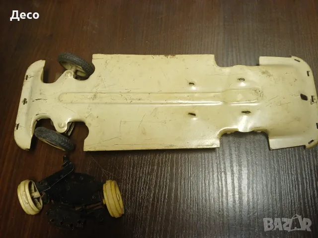 Дъно за Стара руска играчка Газ-ЗИМ., снимка 4 - Колекции - 55655510