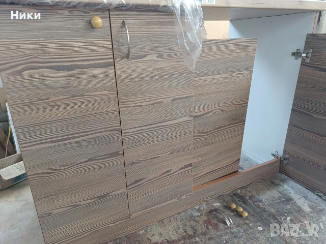 кухненски шкаф 127см за мивка с място за пералня 