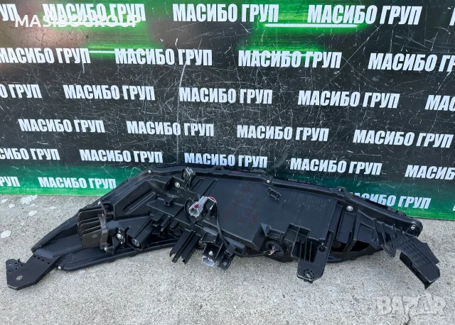 Фар десен фарове за Nissan X-Trail T33,Koito 210 23791, снимка 12 - Части - 55382653