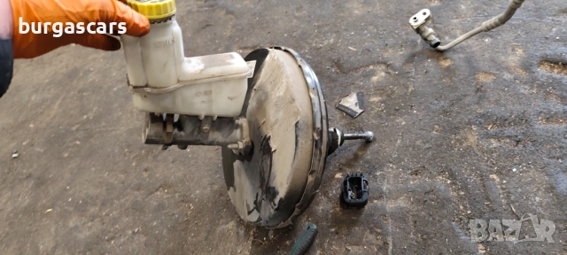 Серво усилвател спирачна помпа 0204024443 Fiat Stilo 1.6 103к.с. бензин