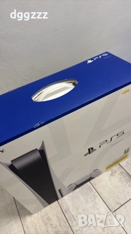 Playstation 5 с в контролера и 2 игри