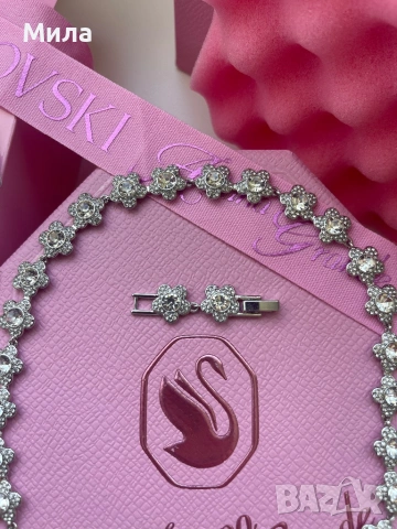 Swarovski - Ariana Grande x Swarovski Цвете колие / Ново, снимка 3 - Колиета, медальони, синджири - 54567604