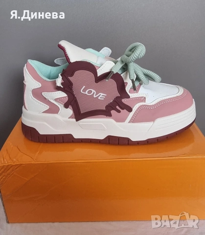 Дамски кецове сърце, снимка 9 - Кецове - 54271595