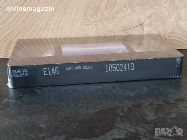 НОВА Видеокасета " GUYS AND DOLLS " VHS, снимка 7 - Други жанрове - 55200687