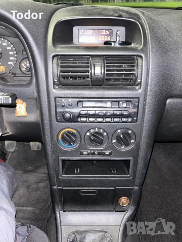 Opel Astra КОМБИ КЛИМАТИК АБС, снимка 16 - Автомобили и джипове - 54173685