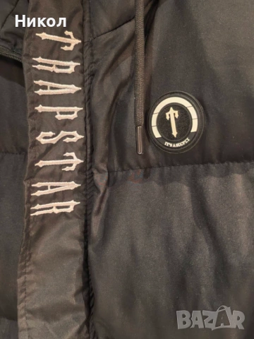 Супер як елек Trapstar, с качулка, в черен цвят, снимка 2 - Спортни дрехи, екипи - 54250106