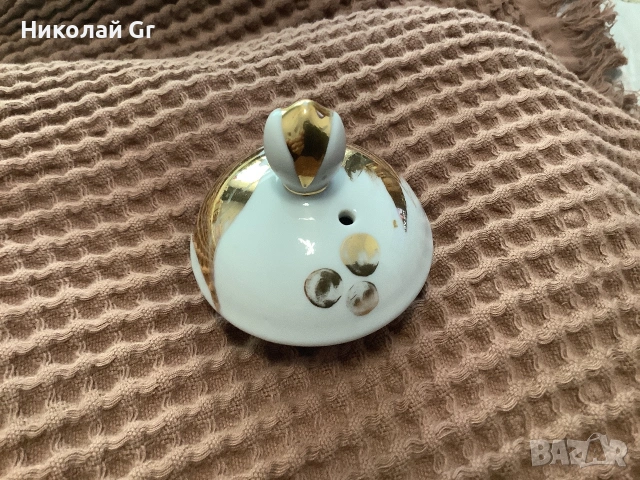 Захарница порцелан произведено вСССР 1970 години във фабриката ЛФЗ  позлатен ръчна изработка, снимка 4 - Декорация за дома - 55171863
