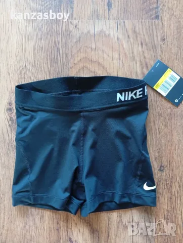 Women's Nike Pro cool shorts - дамски къси панталони р-р S, нови с етикет, снимка 2 - Къси панталони и бермуди - 55349673