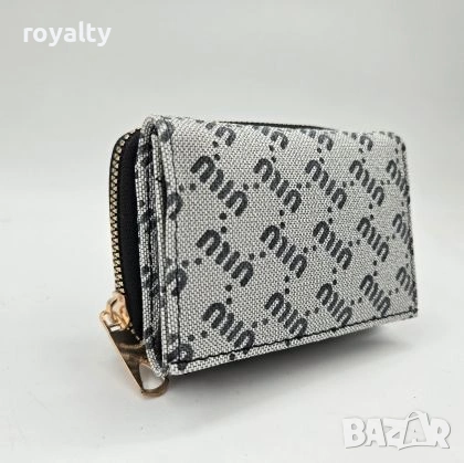 Нови Маркови Дамски Кожени Портмонета Различни Цветове Guess Michael Kors Prad🅰️ Miu Miu , снимка 7 - Портфейли, портмонета - 55171986