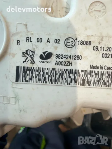 9824241280 лед светлина дясна от Peugeot 208 1.2 PureTech, снимка 7 - Части - 55380582