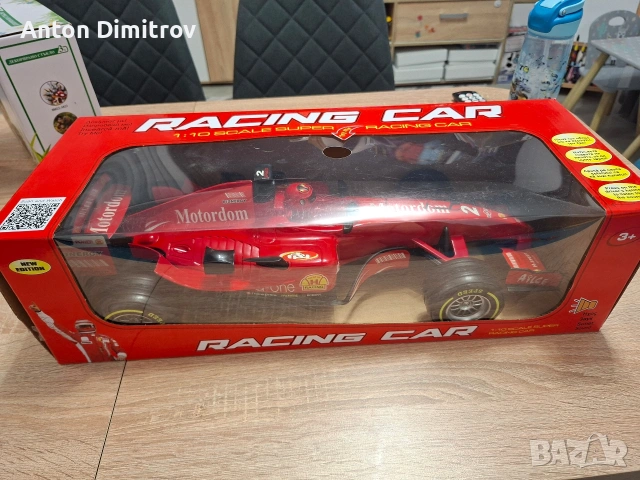 Болид Игрчка F1, снимка 3 - Коли, камиони, мотори, писти - 54874547