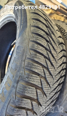 Зимна гума Goodyear Ultragrip 8 205/55/16, снимка 5 - Гуми и джанти - 54571715