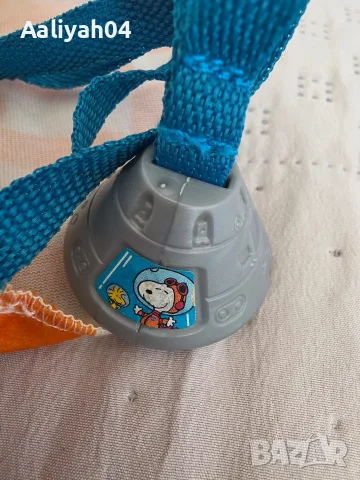 McDonalds Мак Доналдс играчка 2019 Парашут и капсула, снимка 4 - Други - 55507246