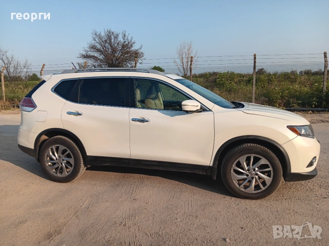 Nissan, снимка 4 - Автомобили и джипове - 54493343