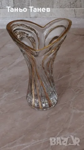 Декоративна стъклена Ваза. , снимка 2 - Вази - 55688411