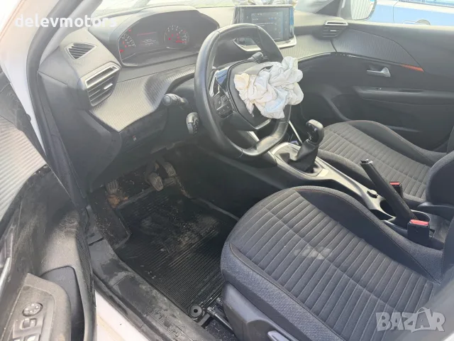 Peugeot 208 1.2 PureTech, двигател HMH, 75 кс., 5 ск., 45000 км., 2022г., Пежо 208 1.2 Pure, снимка 9 - Автомобили и джипове - 55381917