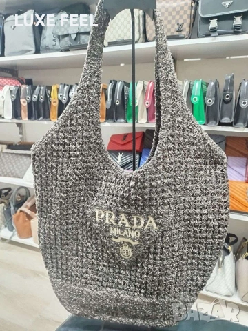 Prada ⚜️ Yves Saint Laurent ⚜️ Miu Miu ⚜️Дамски Чанти , снимка 16 - Чанти - 54357413