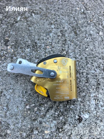Спирачна устройство на марката Petzl, снимка 5 - Спортна екипировка - 55562122