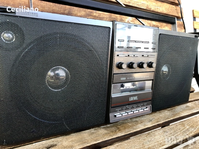 Радиокасетофон LOEWE RS 2000 BOOMBOX , снимка 2 - Радиокасетофони, транзистори - 54596304