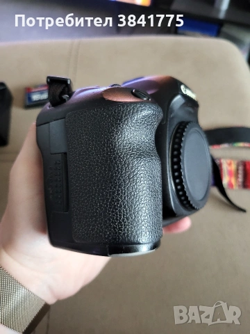Canon 5D Mark II фотоапарат , снимка 4 - Фотоапарати - 54643570