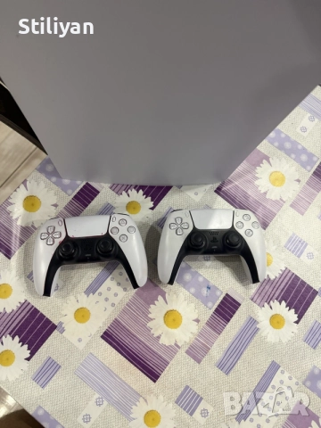 PlayStation 5 (PS5) конзола с 2 контролера и 4 игри (Spider-Man, FIFA 23, GTA V, Star Wars), снимка 10 - PlayStation конзоли - 55599418