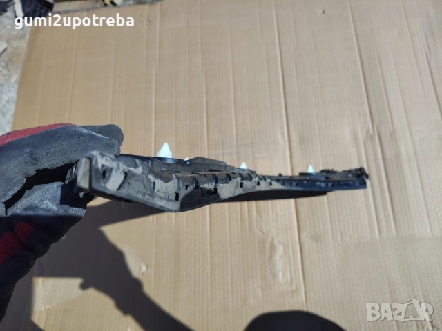 Основа Държач Ляво Задна Броня 3G0807393 Volkswagen Passat B9 1.5 eTSI 150кс 2024г Бензин, снимка 3 - Части - 54960381