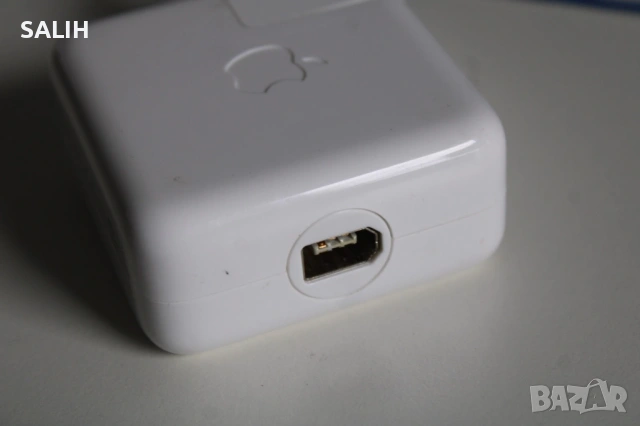 Apple A1003 Оригинално Зарядно за iPod FireWire Адаптер Перфектно Състояние Без Кабел, снимка 5 - Друга електроника - 54652481