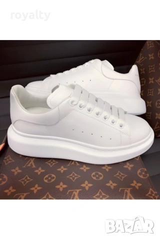 Alexander McQueen Нови Бели Дамски Маратонки с Кутия 
