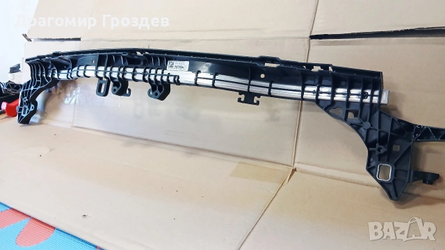 Горна част А2136201701 за преден панел за Mercedes E-class W213 , снимка 3 - Части - 54676119