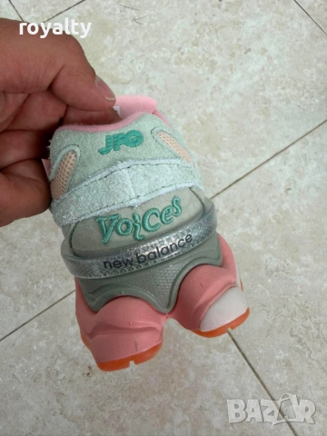 New Balance 9060 Baby Shower Blue Нови Оригинални Дамски Маратонки Ню Баланс с Кутия , снимка 3 - Маратонки - 54660120