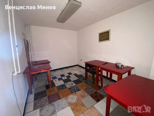 Продава се търговски обект в гр. Разград, снимка 6 - Магазини - 55016465
