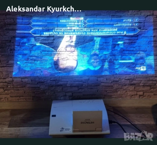 ултракъсофокусен 3LCD проектор Hitachi CP-AW252WN, снимка 4 - Плейъри, домашно кино, прожектори - 54072328