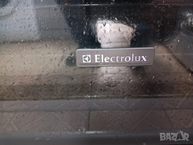 Иноксова свободно стояща печка с керамичен плот Elektrolux с две години гаранция!, снимка 8 - Печки, фурни - 53968364