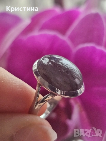 Сребърен пръстен с Лабрадорит
