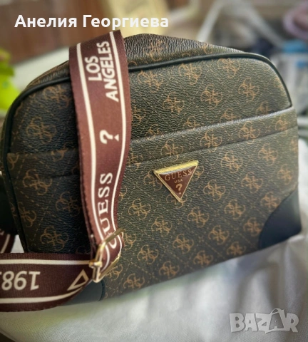 Дамска чанта Guess