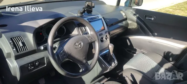 Продавам Toyota Corolla Verso, снимка 12 - Автомобили и джипове - 55425697
