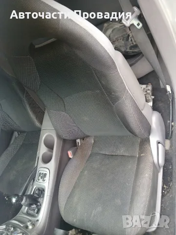 Toyota Celica 1.8 i, 2001 г на части, снимка 8 - Автомобили и джипове - 55357722